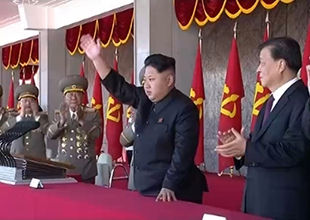 朝鲜举行建党70周年大阅兵 金正恩出席